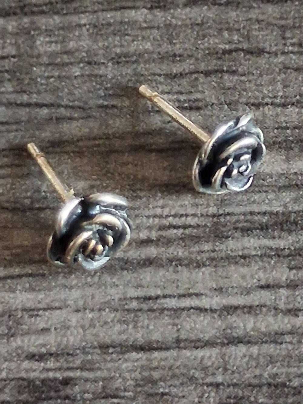 James Avery Sterling Silver Stud Earrings Rose Bud - Picture 2 of 6